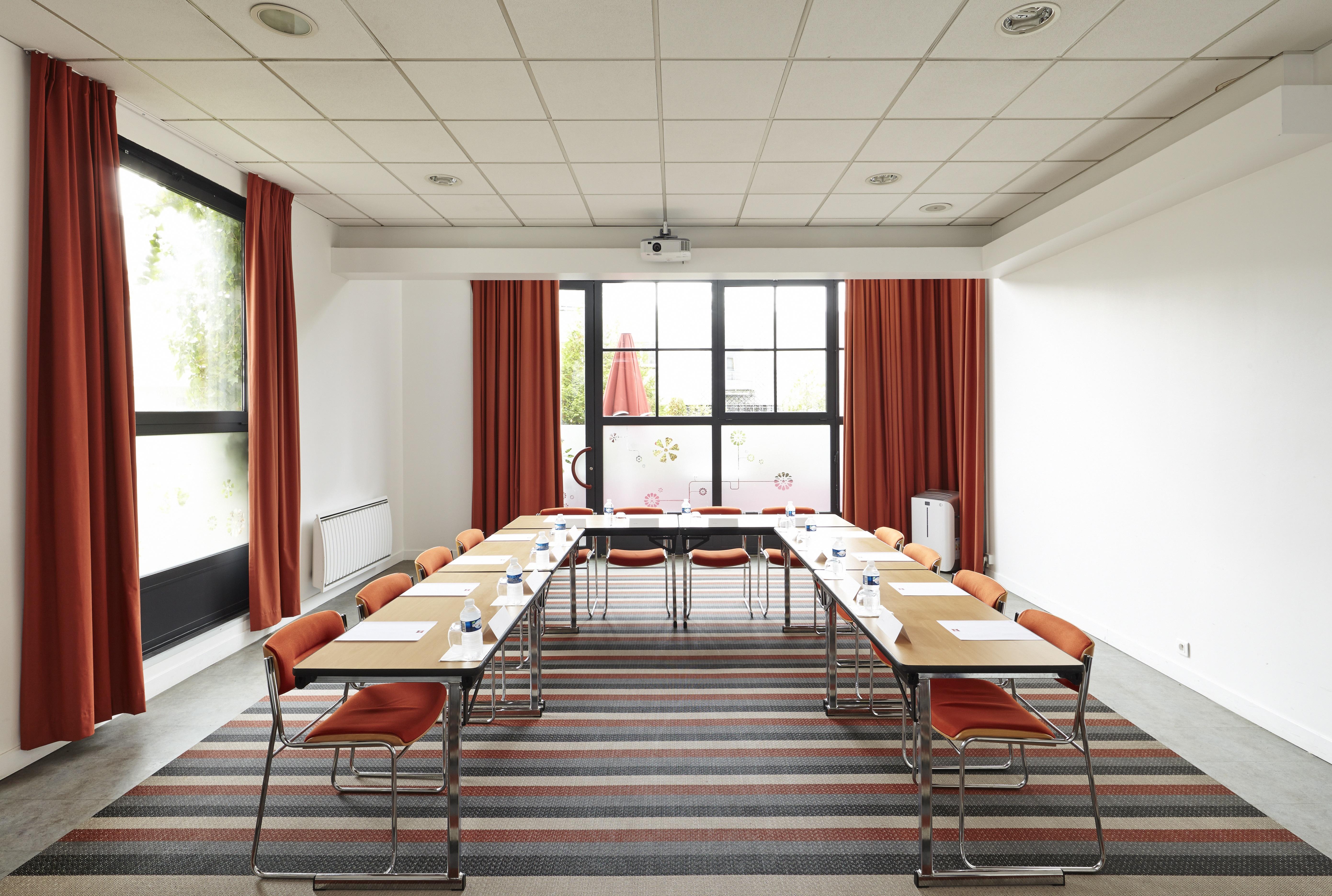 Hotel Ibis Marne La Vallee