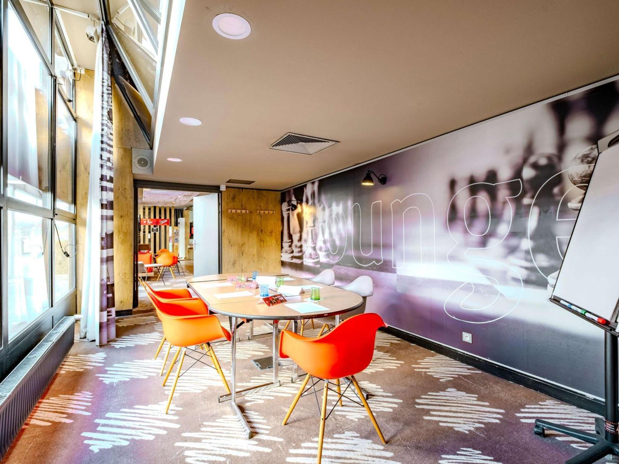 Hotel Ibis Marne La Vallee 3*